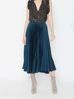 Caballero Mia Skirt Size XS Midi Pleated Broomstick